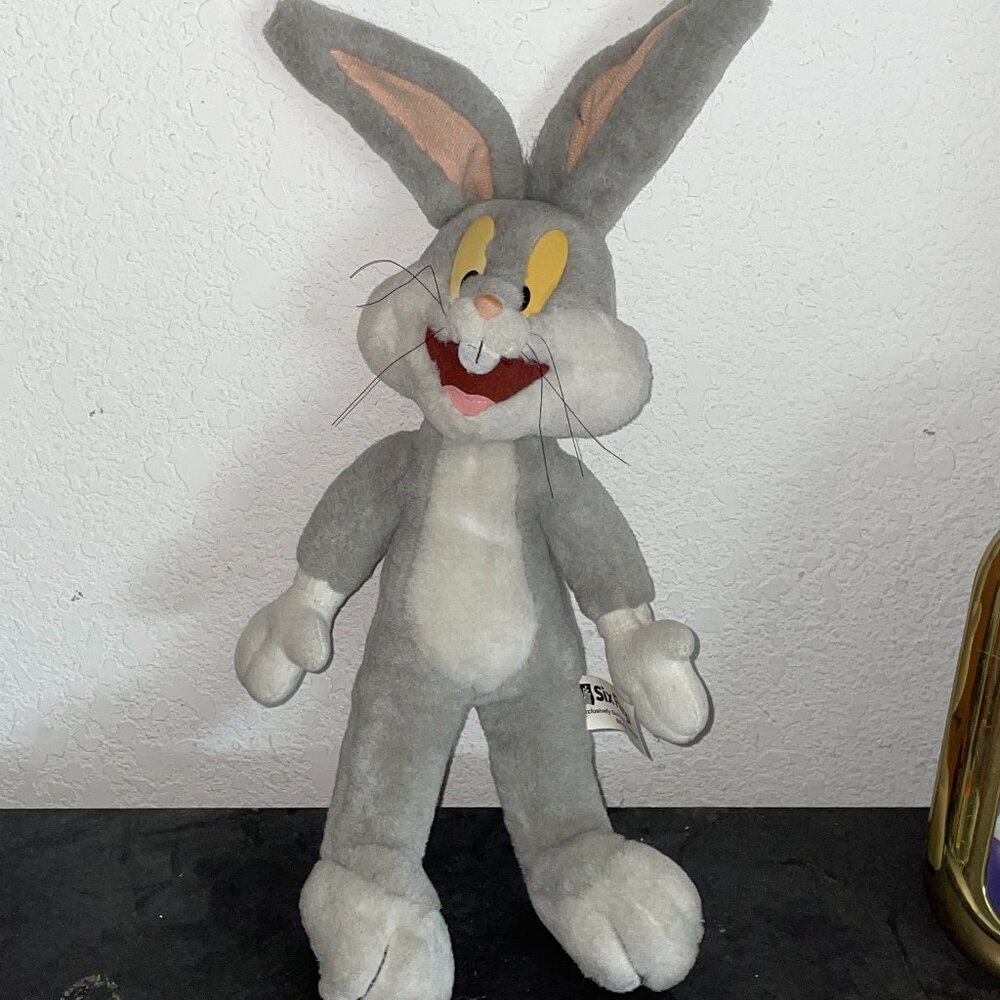 HTF Vintage 1997 Plush BUGS BUNNY Six Flags 18"